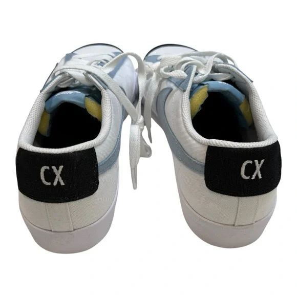 Nike Blue and Black Sneakers Classic Design NWOT CB18